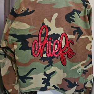 Upcycled Camo KC Chiefs Game Day Jacket Women’s Medium Streetwear Military
